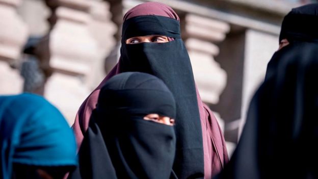 Denmark melarang penggunaan cadar di tempat umum: 'Saya tidak akan lepas cadar'