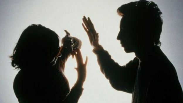 Jangan Bilang Bodoh Wanita yang Bertahan dalam Kekerasan, Bantu dengan Cara Ini Kuy