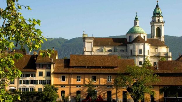 Solothurn: Kota di Swiss yang terobsesi dengan angka 11
