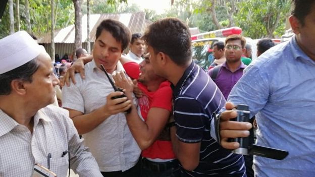 Seorang perempuan di Bangladesh dibakar sampai mati karena melaporkan pelecehan seks
