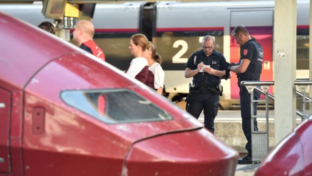 &#91;JIHADIST&#93; France train shooting: Americans overpower gunman