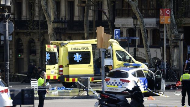 Mobil Van Tabrak Kerumunan di Kawasan Wisata Barcelona