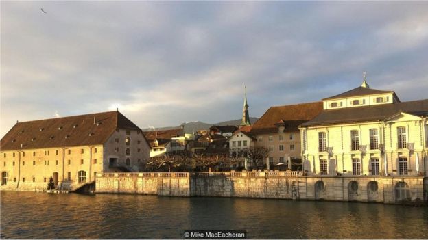 Solothurn: Kota di Swiss yang terobsesi dengan angka 11