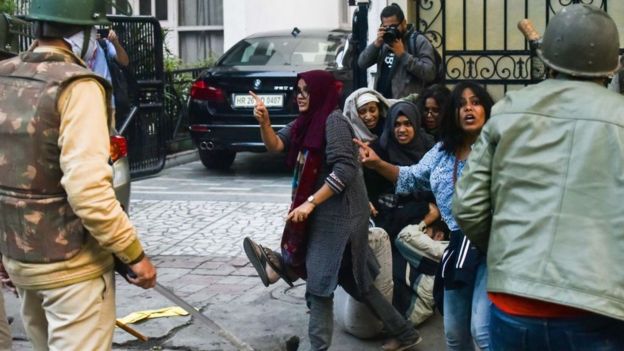 Muslim India: 'Kami menjadi warga negara kelas dua harus belajar hidup dgn ketakutan'