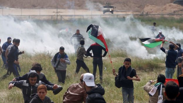 Hari pertama unjuk rasa warga di Gaza, sedikitnya delapan warga Palestina tewas