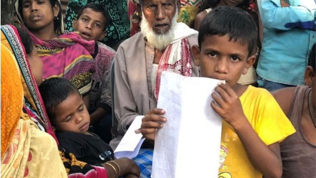 Muslim di India: Insiden 'dipaksa makan daging babi' dan kekerasan membuat korban