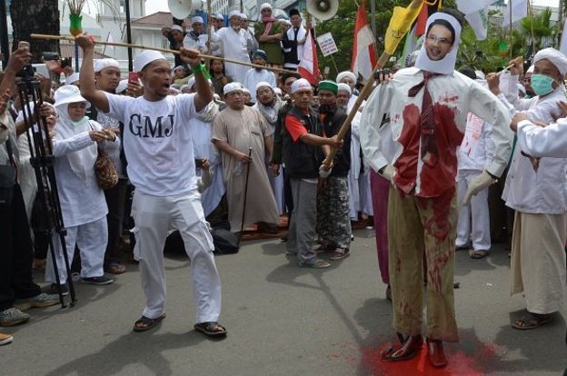 Apa yang terjadi jika Kemendagri tidak memperpanjang izin ormas FPI?