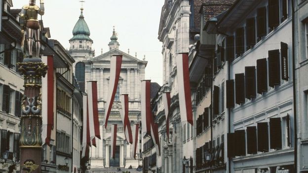 Solothurn: Kota di Swiss yang terobsesi dengan angka 11