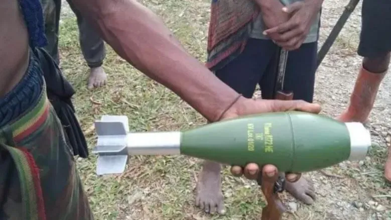 Tukang pukul kok disuruh merangkul?-Pendekatan kesejahteraan di Papua dipertanyakan