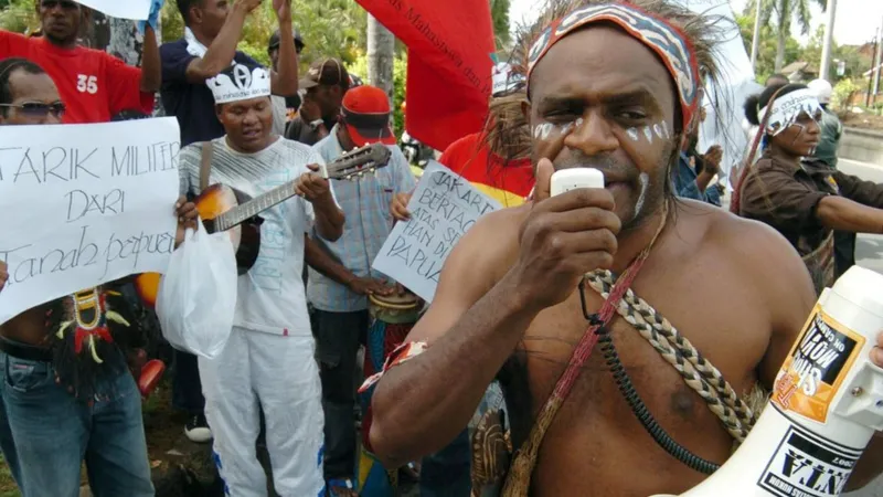 Kekerasan Papua: akses bantuan &lsquo;dibatasi aparat&rsquo;, penyangkalan Indonesia 