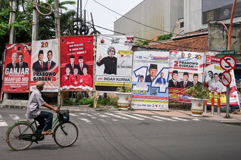 Petisi 100 minta pemakzulan Jokowi Mungkinkah dilakukan bagaimana prosesnya?