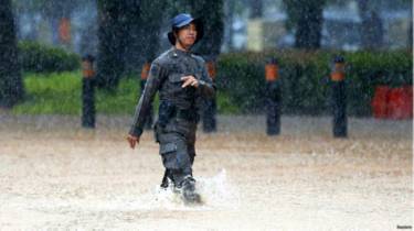 Jakarta terancam rob, daerah lain terancam hujan lebat