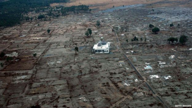 Reuni mengharukan setelah 10 tahun tsunami