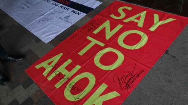 #TrenSosial: Bisakah netizen menyelamatkan Ahok?
