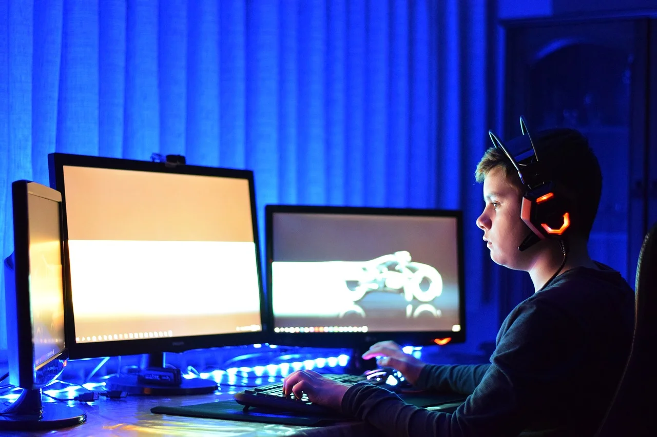 5 Rekomendasi Monitor Gaming Termurah