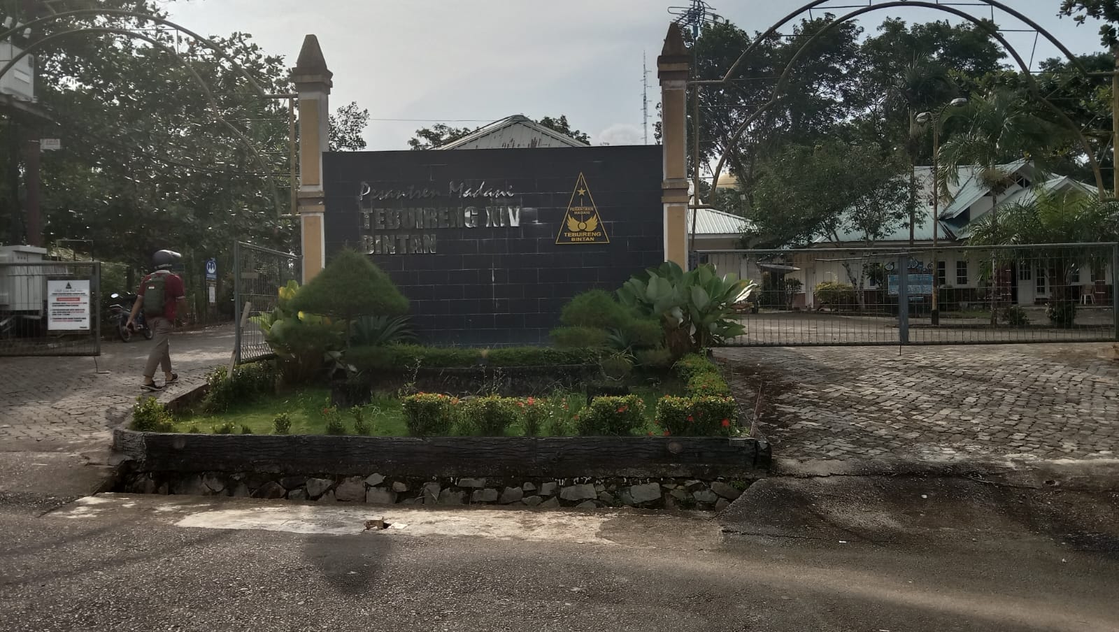 Korban Penganiayaan Guru, Santri Ponpes Madani Tebu Ireng Bintan Dilarikan ke RSKJKO