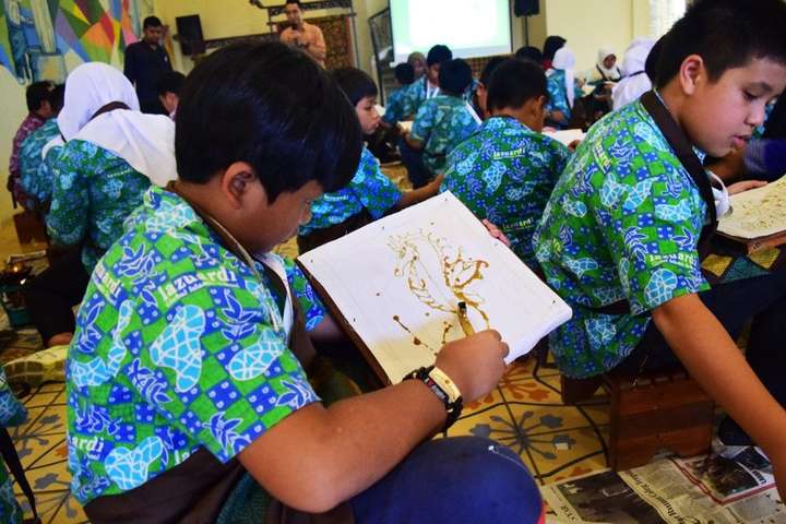 Wisata ke Ndalem Gondosuli! Galeri, Edukasi dan Museum Batik Kekinian di Solo!