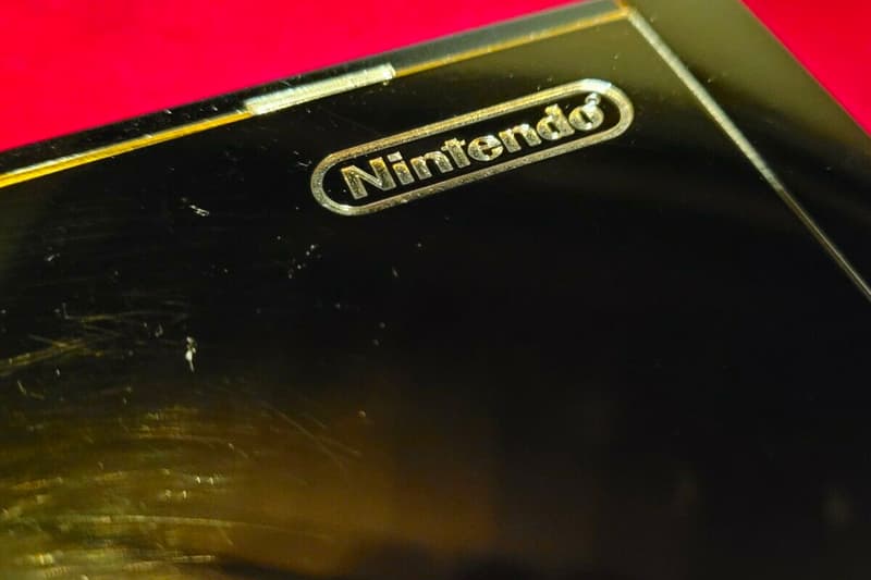 Nintendo Wii Berlapis Emas 24 Karat Milik Ratu Elizabeth II Dijual dengan Harga 4,3 M