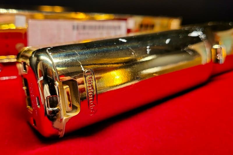 Nintendo Wii Berlapis Emas 24 Karat Milik Ratu Elizabeth II Dijual dengan Harga 4,3 M
