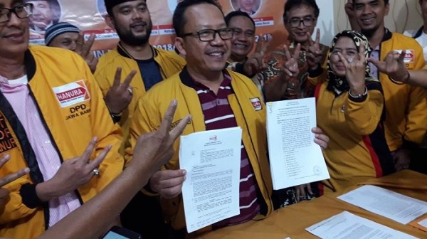 Selama parpol dikelola seperti perusahaan pribadi ya pasti tidak takwa (^-^)_日
