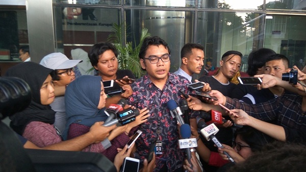 Media Darling 2017 （￣ｗ￣）Ψ Setya Novanto （｀ー´）