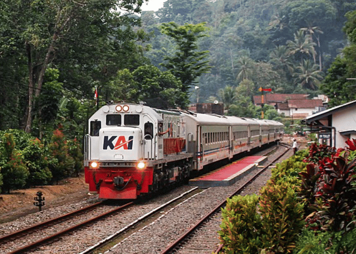 Viral Rencana KA Merak Jaya Rute Merak Hingga Pasar Senen, Ini Faktanya