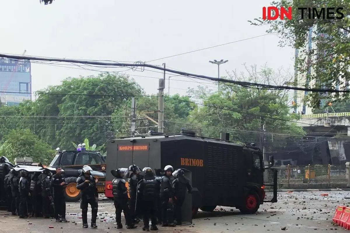 kedutaan-besar-negara-asing-masih-pantau-demo-besar-besaran-di-jakarta