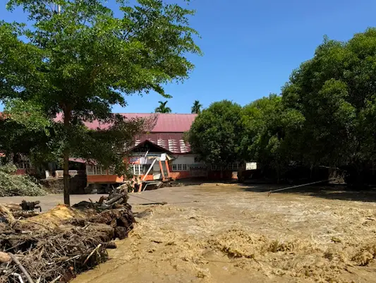 Bupati Aceh Selatan Umrah saat Bencana, Gubernur Aceh Tolak Izin Cutinya