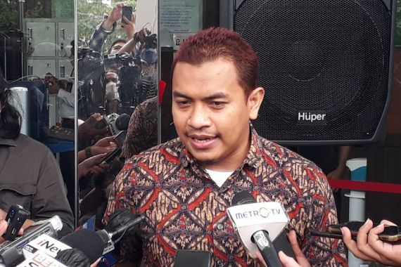 Klaim Jokowi Dibantah Ukraina, Aziz FPI: Bohong Tidak Masalah, tetapi Malunya