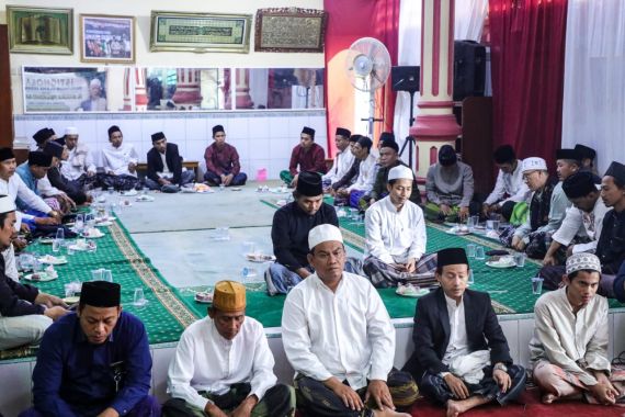 Ratusan Ulama Serang Raya Mantap Mendukung Ganjar di Pilpres 2024