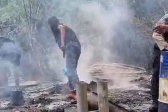 KKB Serang Pos Nabire, Dua Orang Tewas Dibakar, 100 Pendulang Emas Dievakuasi