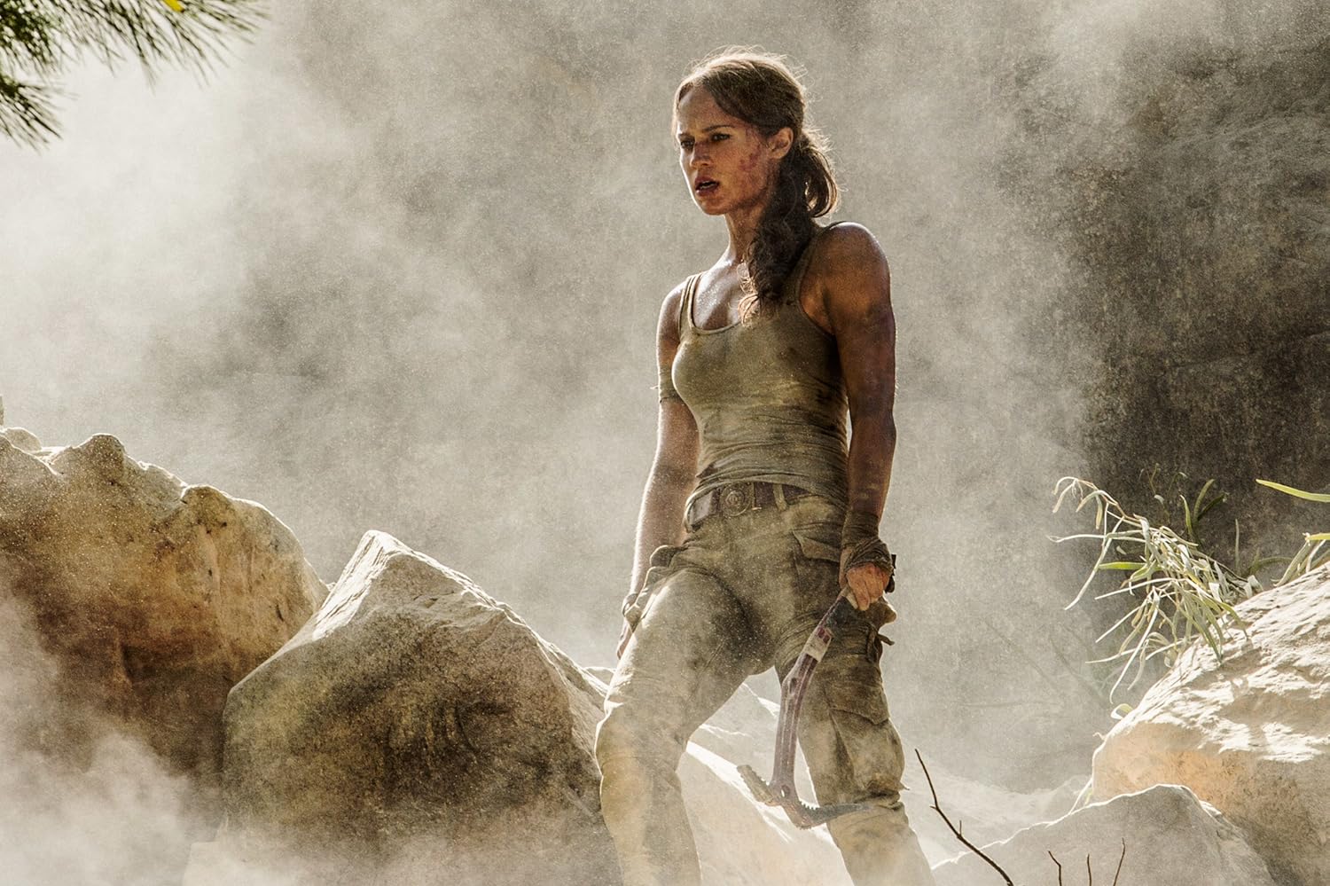Inilah Perbedaan Antara Tomb Raider Baru, Dulu Dan Versi Gamenya