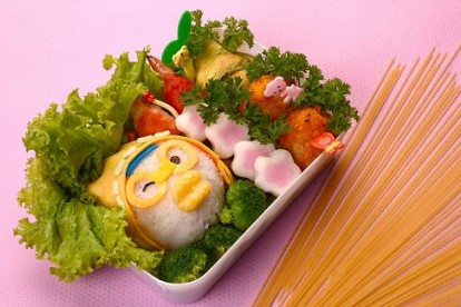 Terlalu Cantik, 9 Bentuk Bekal Makan Ini Bikin Mupeng