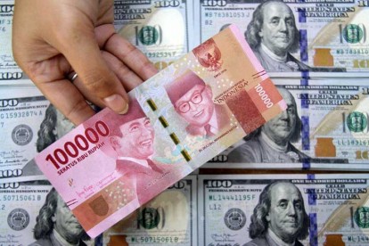 Bagaimana Habibie Menyelamatkan Indonesia dari Krisis Moneter?