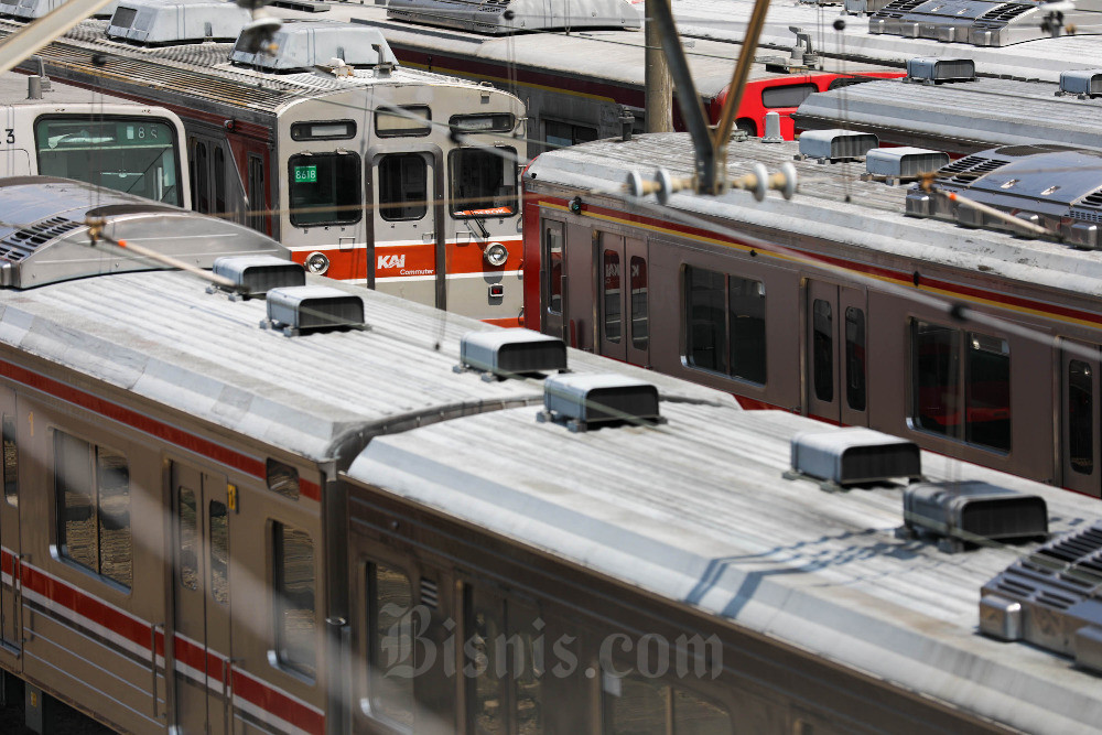 Impor KRL Bekas Menggantung, Luhut Belum Ambil Keputusan