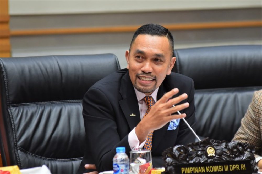 Sahroni Sebut Ada 'Dewa' yang Bisa Bikin Anies Batal Diusung Nasdem di Pilgub DKI