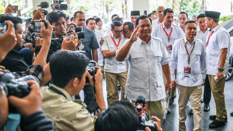 Momen Kocak Prabowo &quot;Prank&quot; Wartawan saat Doorstop