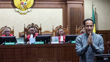 di-depan-hakim-nadiem-singgung-titah-jokowi-saat-cerita-asal-usul-chromebook