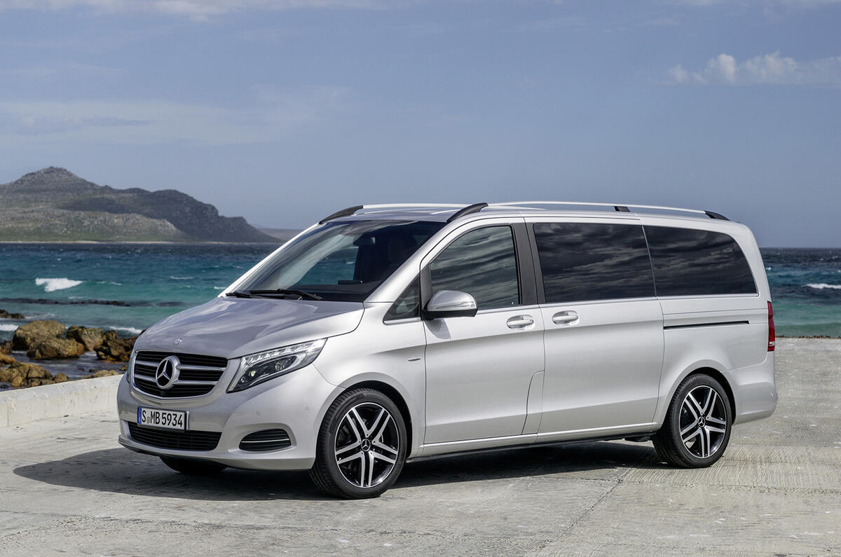 Hanya 1 Varian di Indonesia, Ini Harga Mercedes Benz V Class