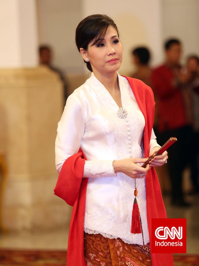 &#91;PIC&#93; Woww ... Amoy Cantik ini Sekarang jadi Isteri Gubernur di ibukota RI, Jakarta! 