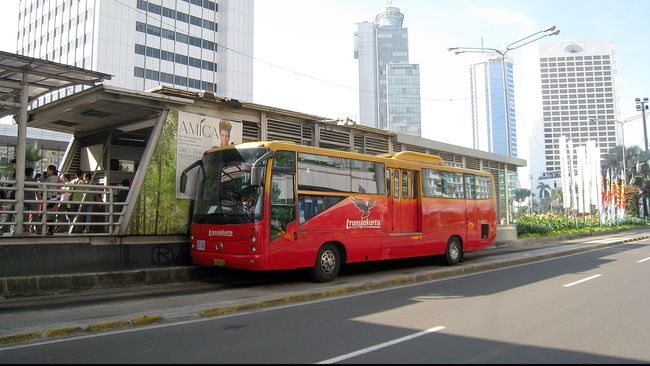 PT. TransJakarta Bersama GoJek Luncurkan Aplikasi Go Busway