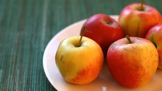 6 Makanan yang Kerap Salah Santap