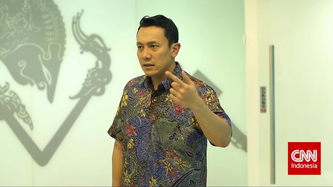 Gories Mere & Diaz Hendropriyono Diberi Jokowi Kantor Khusus