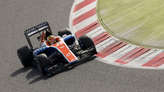 Debut di F1, Mobil Rio Haryanto Melintir Keluar Lintasan