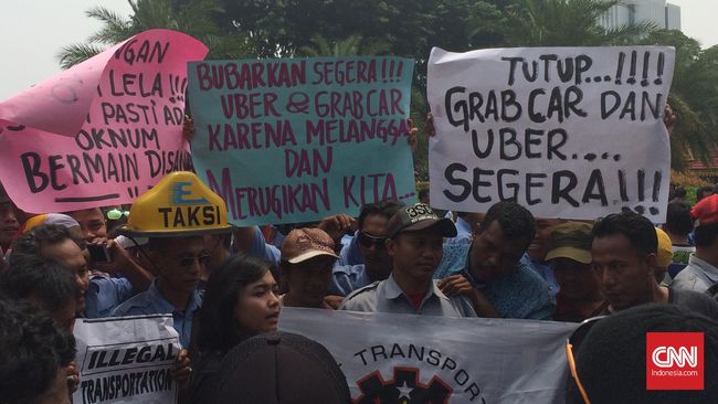 Ahok Tolak Usulan Jonan soal Penutupan Aplikasi Taksi Online