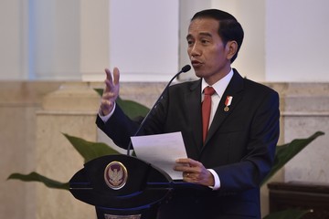 jokowi-ke-australia-ahok-dan-islam-militan-jadi-sorotan