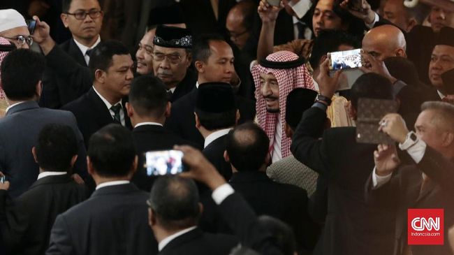 Sakit, Rizieq Shihab Batal Hadiri Pidato Raja Salman di DPR