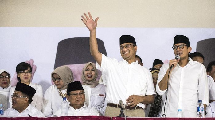 Anies Pastikan Tak Akan Ada Rencana Perda Syariah di Jakarta