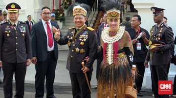 Jenderal Tito 'Bawa' Papua ke Istana Merdeka