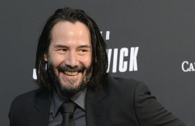 Mengapa Keanu Reeves di cintai dunia? ini 10 alasannya, agan juga bisa kok, hehe.